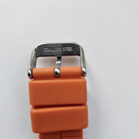 Udi for LUCIEN PICCARD Time for Peace watch - Picture 5 of 6